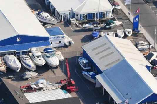 In-house exhibition with water sports highlights at the weekend