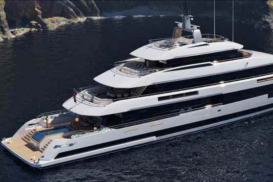 Taufe von 57-Meter-Yacht auf dem Trockenen