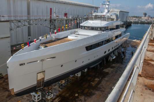 Tankoa Yachts lässt 52-Meter-Solitär zu Wasser