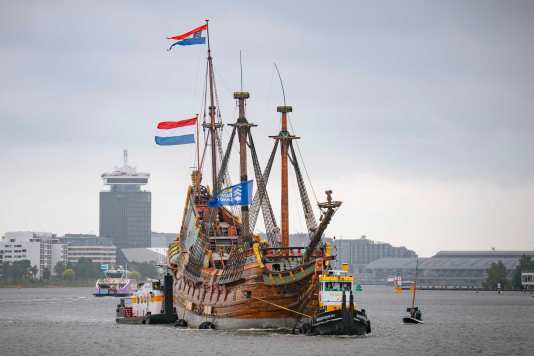 „Batavia“ - Museumsschiff steht nach letzter Fahrt an Land