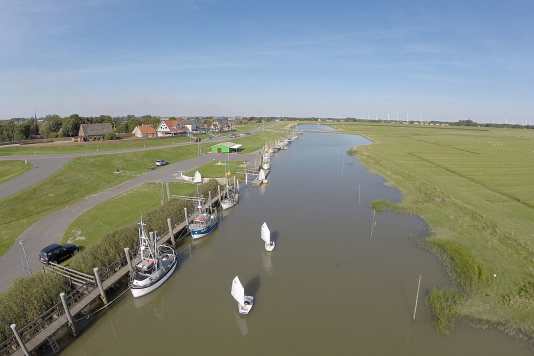 Hafen Neufeld bekommt neue Steganlage
