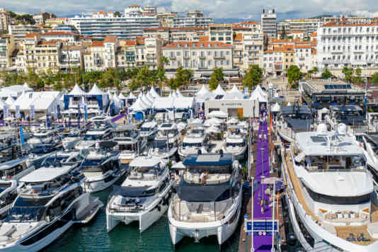 Cannes Yachting Festival 2026 für Zweirumpfer