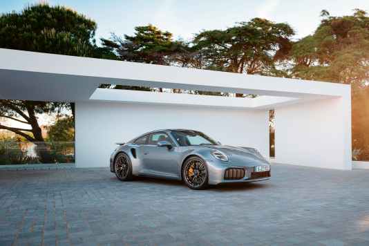 MADE BY PORSCHE – 911 TURBO S TYP 992.2 - LEISTUNGSZULAGE