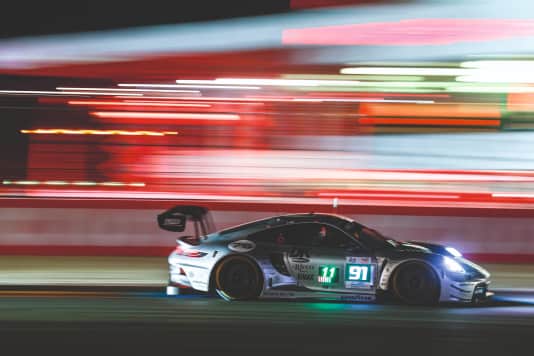 RENNSPORT IN FESSELN