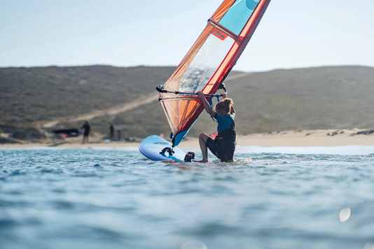 Die besten Bretter für den Nachwuchs - vom WindSUP bis zum Waveboard