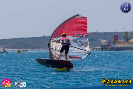 IFCA Slalom-WM startet in Alaçatı - Johan Søe in Führung