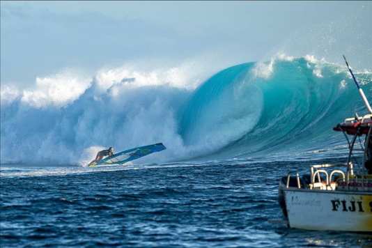 Mega-Swell in Cloudbreak erwartet - Heats und Zeitplan stehen