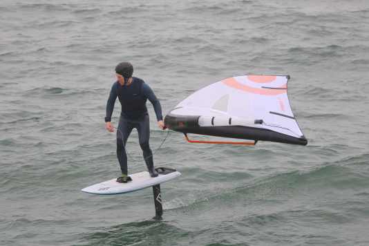Leicht & loose - das Naish Hover Ascend im Test