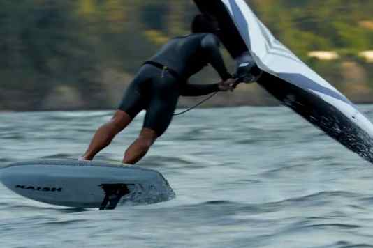Naish Chimera 2027 – Ein Board für viele Foil-Disziplinen