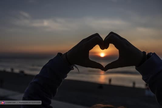 "The early bird catches the worm" - windsurfing in the sunset