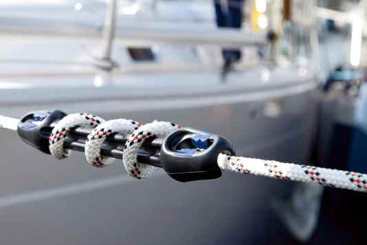 These 12 models take the strain off the line and the boat