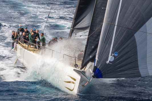 Il maestrale infiamma la corsa al titolo mondiale