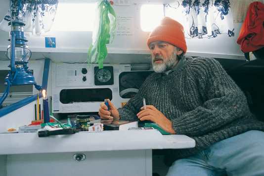 Christmas Eve alone at sea in a storm - Wilfried Erdmann reports