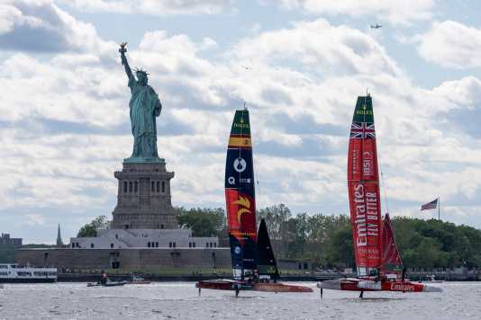 Ohne Kran nicht auf die Bahn – nur Showtime in New York