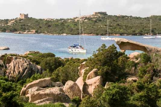 Conservationists close anchor bays and threaten heavy fines