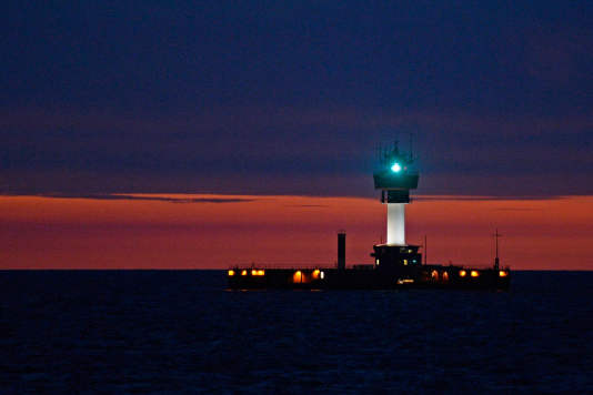 Leuchtturm Kiel ist wieder in Betrieb - nach einem Monat Dunkelheit.