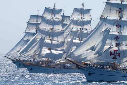 “Gorch Fock” siegt im Rennen mit ihren Schwestern