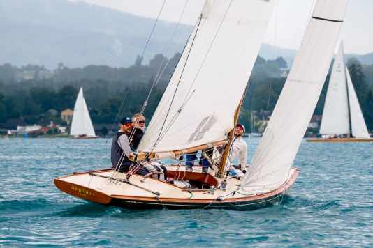 Sonderklasse-Yacht verbindet alte Tugenden mit ambitioniertem Regattasport