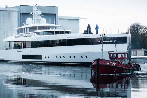 Feadship launcht Project 717