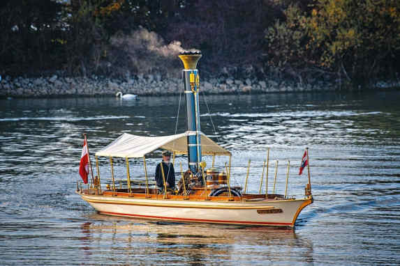 Duchess of Argyll - It's steam time