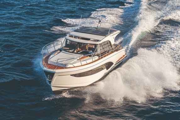 Jüngster Cruiser der neuen Generation im BOOTE-Test