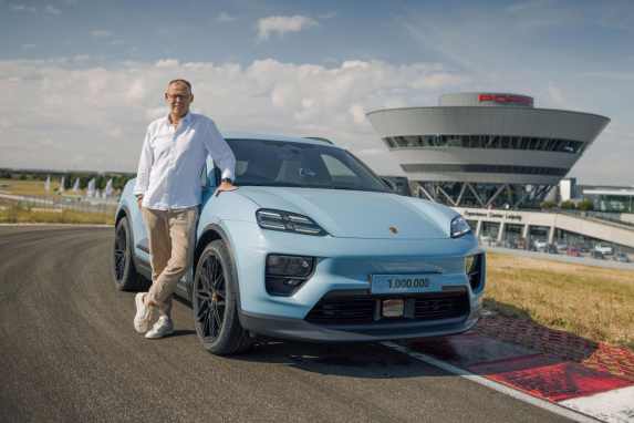 Einmillionster Macan aus Leipzig läuft vom Band