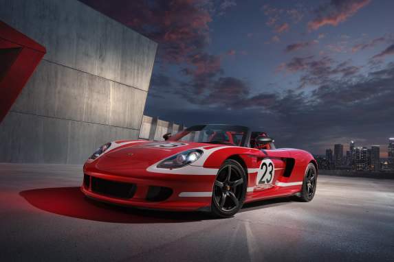 Porsche Carrera GT erhält Lackierung im legendären Salzburg-Design von 1970