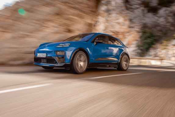 PORSCHE MACAN GTS - GESETZE DER QUERKRAFT – NEU DEFINIERT