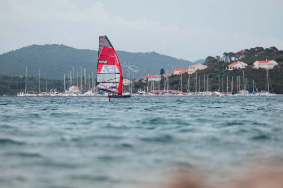 Dugi Otok - die besten Spots zum Windsurfen und Wingfoilen