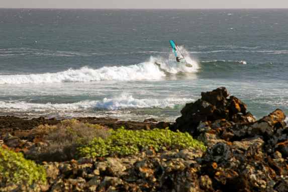 Die besten Windsurf-Spots auf Lanzarote