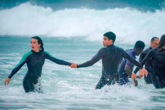 THE LAST WAVE | Mystery-Surferserie bei ZDFneo