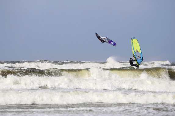 Acht 2026er Waveboards um 85 Liter im großen Test
