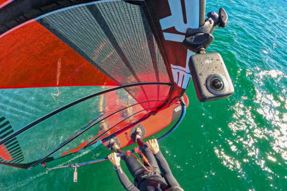 Actioncam-Halterungen zum Windsurfen im Test