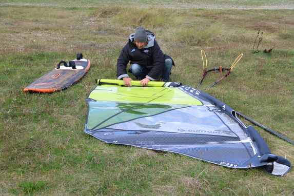 Rigging sails without creases & folds