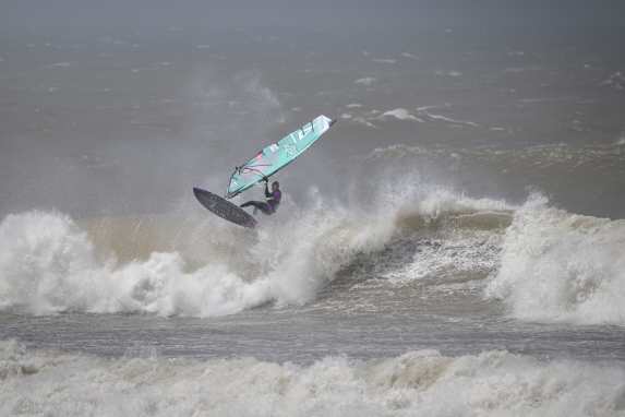 Mast-high waves and a great community at the Moulay Wave Classics