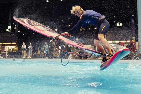 Huvermann and Caers catapult to the top of the podium