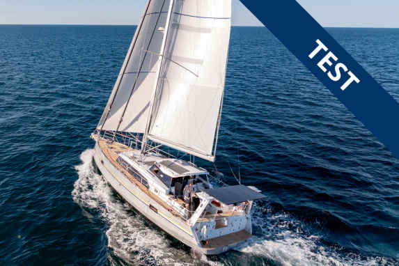 Test d'un bateau de croisière haut de gamme pour le grand voyage