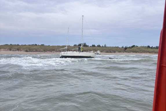 Steel sailing yacht runs aground off Skagen
