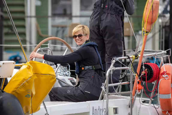 The intensive training for harbour manoeuvres - Register now for Ladies only!