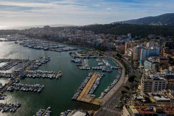 Tre candidati per la Marina Pantalán del Mediterráneo
