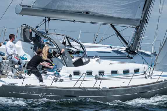 Made in Netherlands and France, nouvelles bômes à enroulement de Made, entraînements de E-Wincher