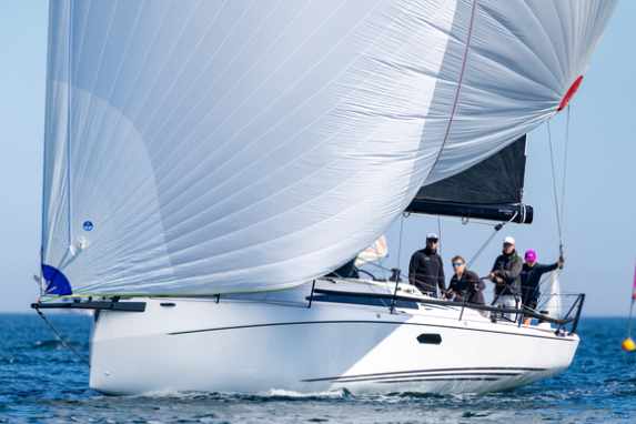 Golden season opener off Kiel - with Olympic champion on top