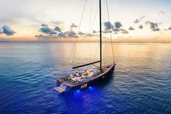 The Oyster 515 brings that beach club vibe to a 50-foot yacht