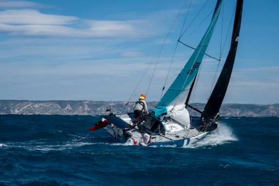 Jannes Llull besteht erste Quali – trotz abgesagter Regatta