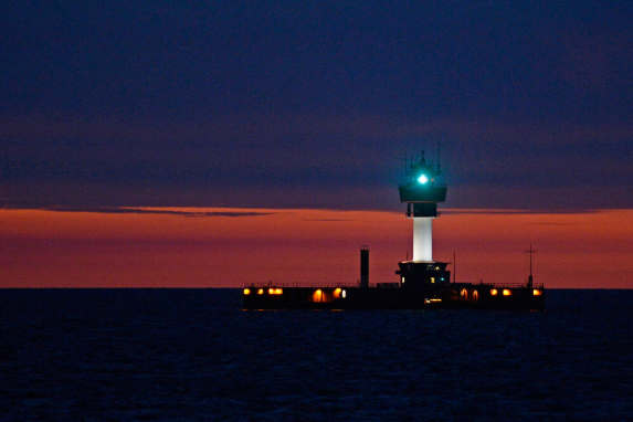 Leuchtturm Kiel ist wieder in Betrieb - nach einem Monat Dunkelheit.
