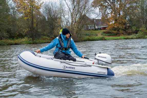 Fuoribordo da 5 CV - spinta sempre sufficiente per tutte le condizioni