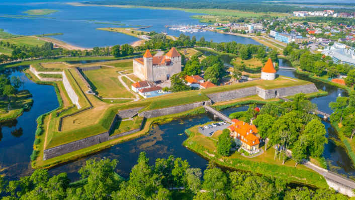 Kuressaare on Saaremaa - wellness and eventful history