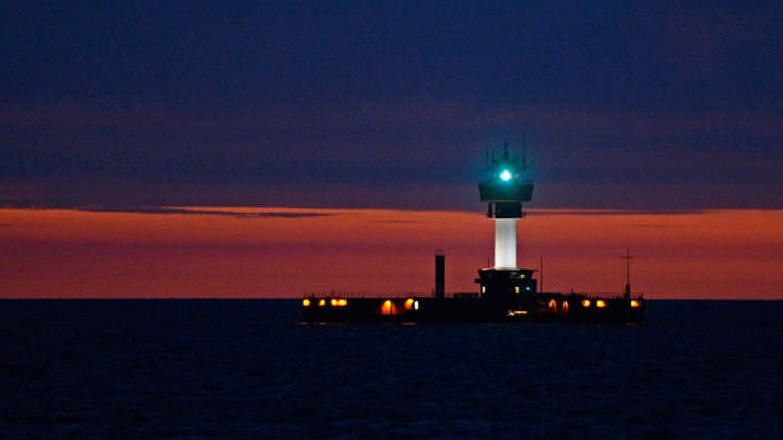 Leuchtturm Kiel ist wieder in Betrieb - nach einem Monat Dunkelheit.