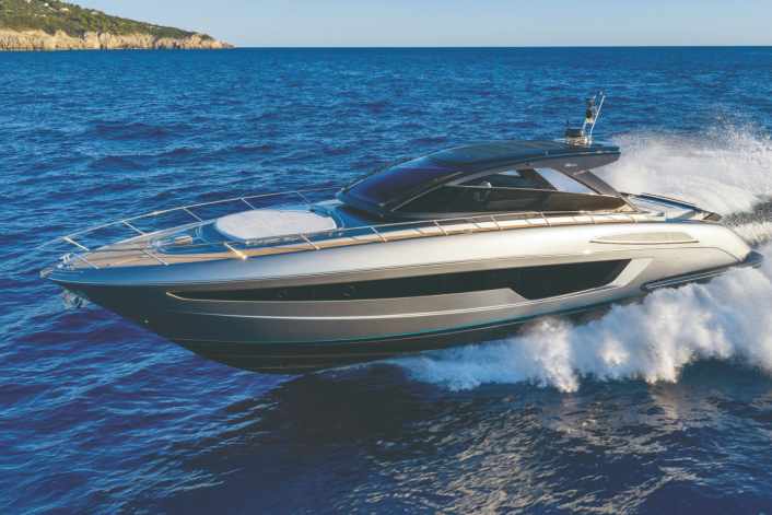 Die neue Generation sportlicher Open-Yachten