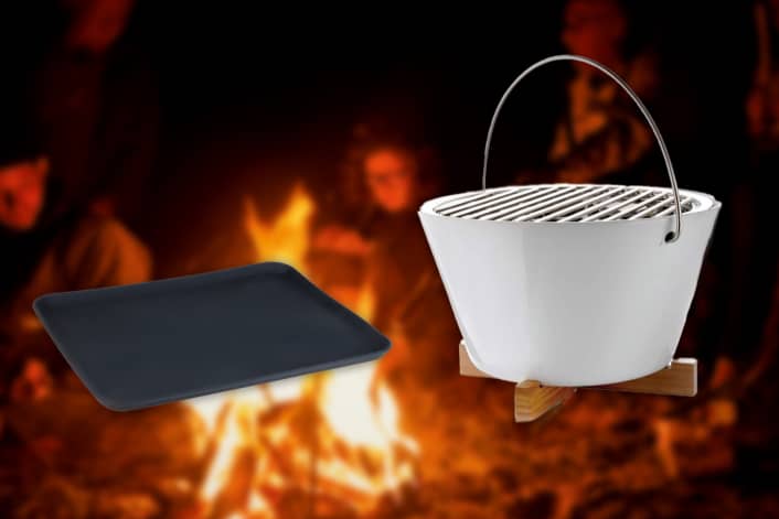 Two gadgets for the barbecue area and the on-board oven – a tabletop barbecue and a baking mat
